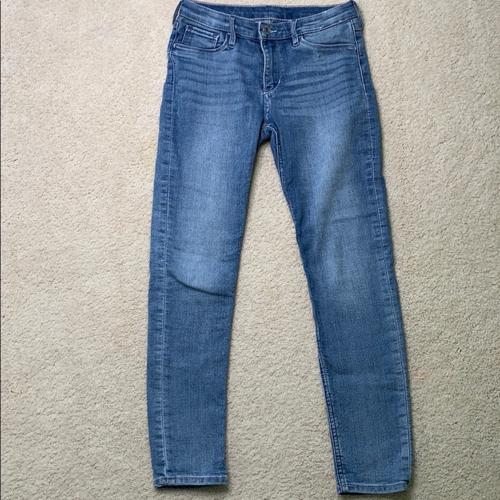 Mid-Rise Skinny Ankle Jean